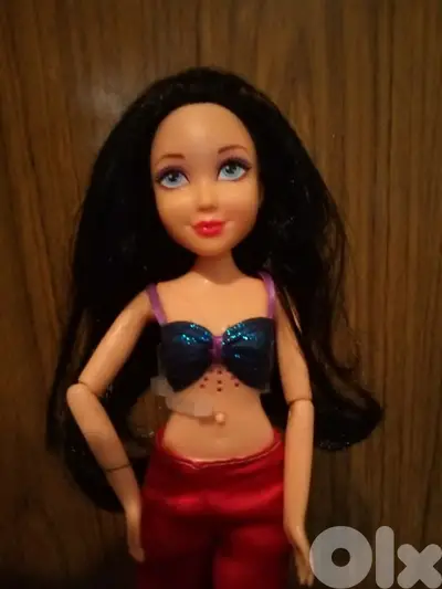 TEEN BEACH -LELA SINGING working mechanism as new Disney Toy doll=25$