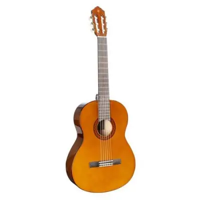 Yamaha c40 classical guitar. Call: 76360442  Wapp: 81872431