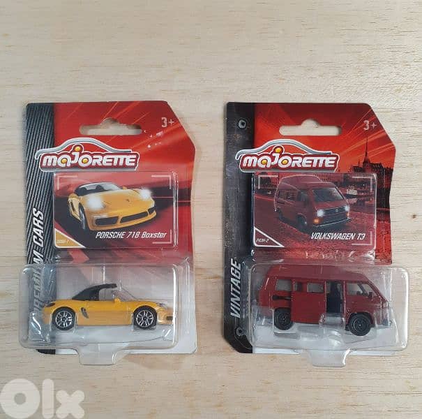 Majorette (Opening parts) diecast car model 1;64. 3