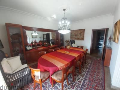 Furnished Deluxe Apartment in Haret Sakher 300 Sqm صق أخضر