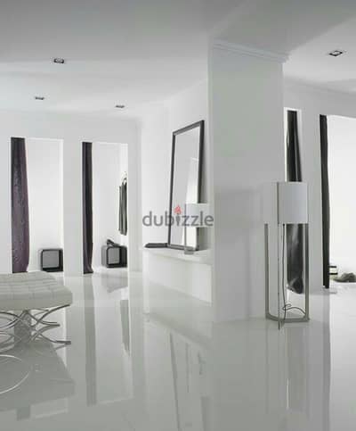Showroom restaurant or concept store gallery gym pilates Showroom restaurant or concept store gallery gym pilates
