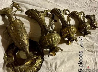 antiques & collectibles set  ،إبريق،  أنتيك ، صواني، تخت، طاولة، فضّة