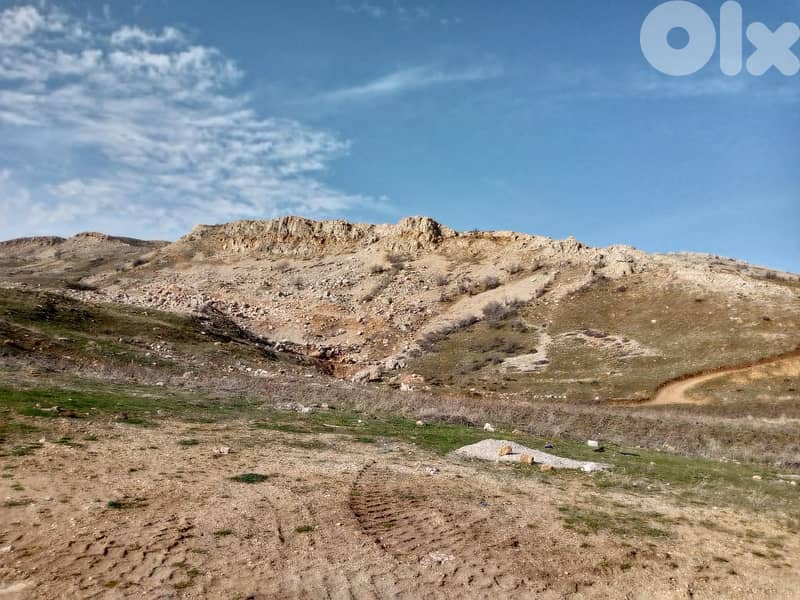 Land 26,069 sqm for Sale in Zahle – Twaite with Panoramic View #6530 0