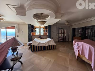 Villa For Sale in Daher el Souane للبيع فيلا في ضهر الصوان مع مسبح