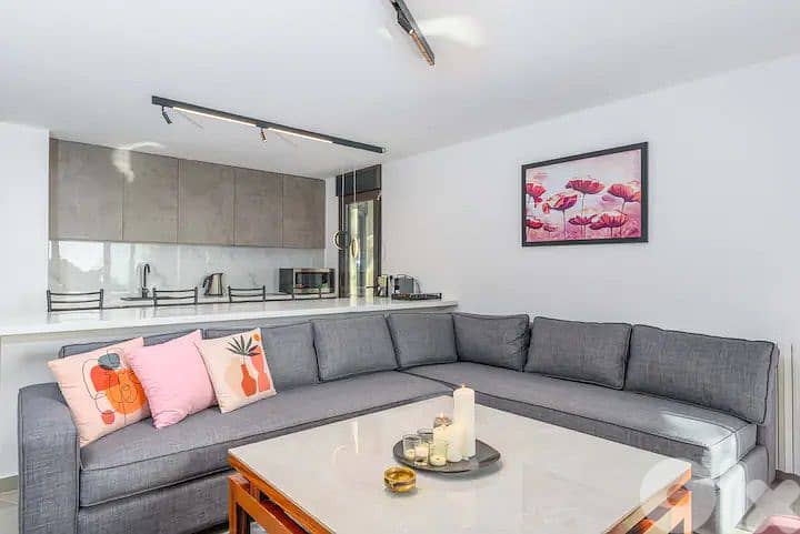 HIGH-END CHALET FOR SALE IN FAQRA WITH GARDEN, GYM AND POOL, (KFA-197) 9