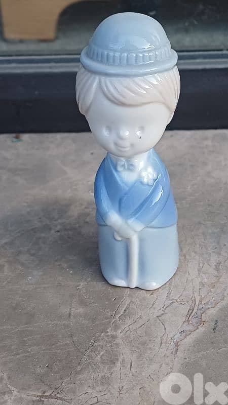 antique 3