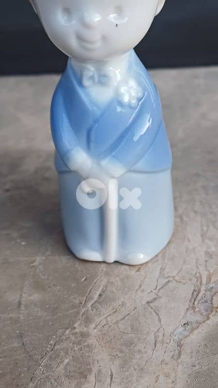 antique 4