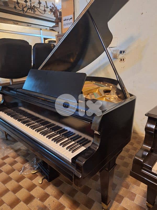 piano baby grand Germany lauberger gloss black colour beautiful sound 0