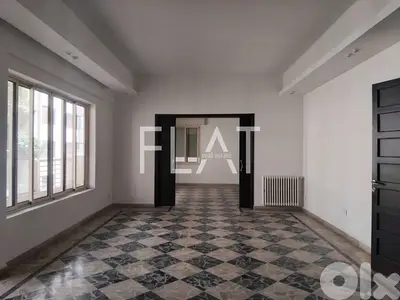 Apartment/Office for Rent in Achrafieh | شقة/مكتب للأجار في الأشرفية