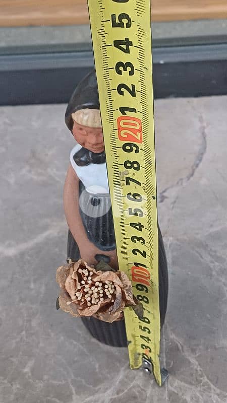 antique 9