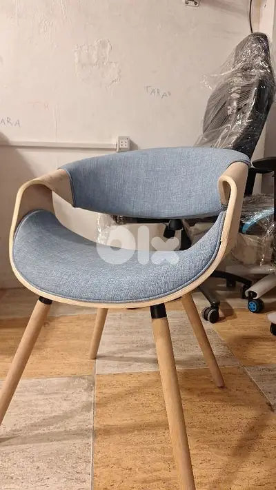 Dining chair
