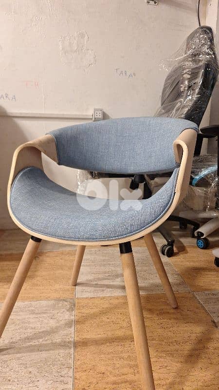 Dining chair 0
