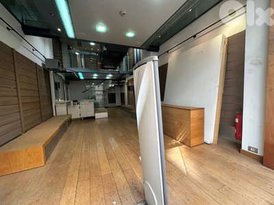 Shop for Rent in Downtown Prime Locationمحل للإيجار في داون تاون برايم