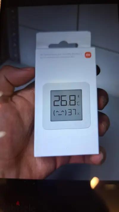 Mi Temperature and Humidity Monitor 2 Mi Temperature and Humidity Monitor 2