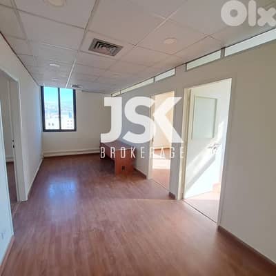 L17215 - Office For Rent in Dora on the Highway