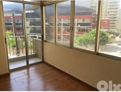 L17263 - Cozy Apartment For Sale in Verdun, Ras Beirut