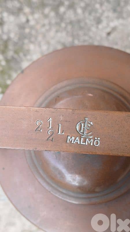 antique 8