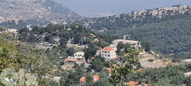 A 848 SQM  Land for sale in Mechmech / Jbeil  - أرض للبيع في مشمش