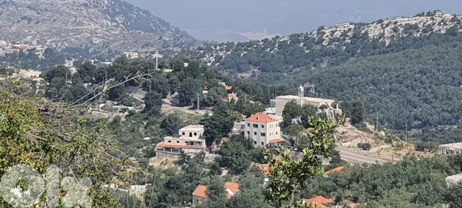 A 848 SQM  Land for sale in Mechmech / Jbeil  - أرض للبيع في مشمش