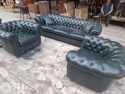 طقم صالون شسترفيلد جلد طبيعي انجليزي خارق نظافة سعر لقطة chesterfield
