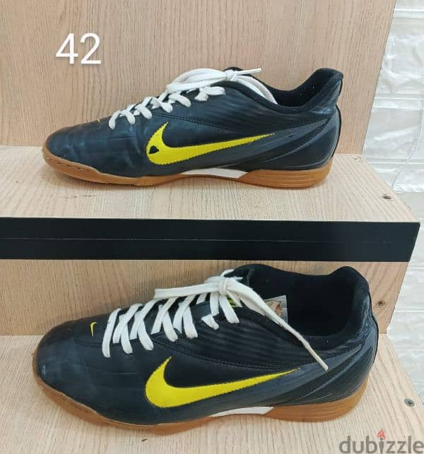 Nike shoes size 42 0