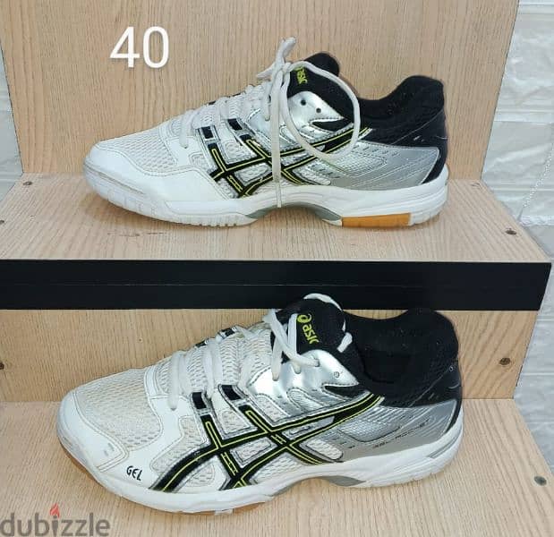Asics shoes size 40 0