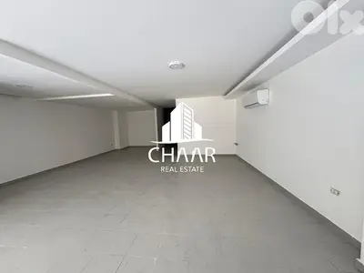 Shop with Mezzanine for Rent in Verdun #R2383