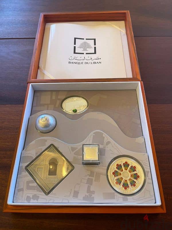 AUB Silver Set ONLY 1 PC Left 2