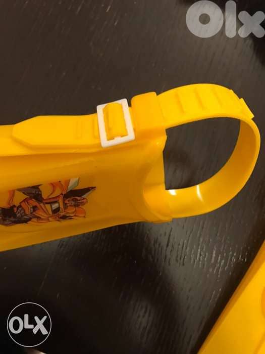 masque for swiming and snorkeling for 3 -4 years 5