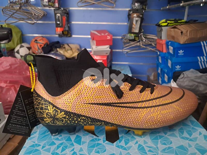 football shoes original highest quality in market 40% discount 0