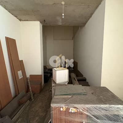 Shop for sale in Mazraa HN74 محل تجاري للبيع في المزرعة