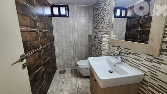 Office for Rent in Horch Tabet مكتب للإيجار في حرش تابت