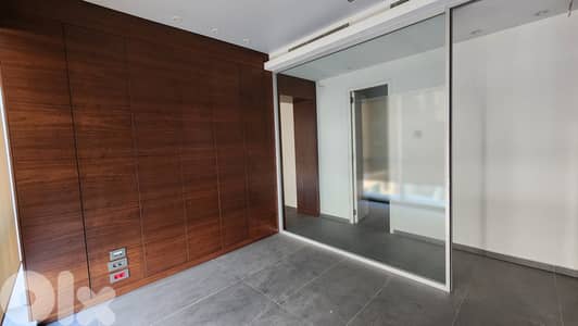 Office For Rent in Horsh Tabet مكتب للإيجار في حرش تابت