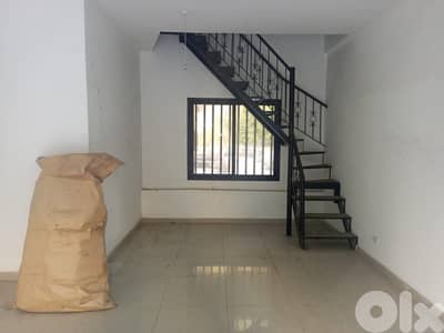 SHOP FOR SALE IN JDEIDEH PRIME,جديده (BO-121)