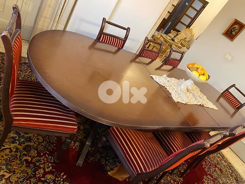 Full dining room for up to 10 persons 5