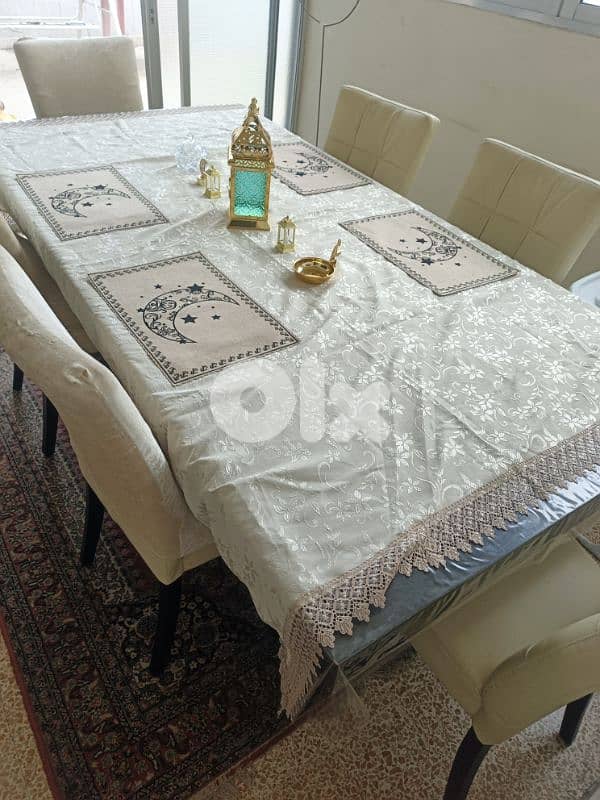 Full Wooden Dining Table with 6 Leather Seaters 2