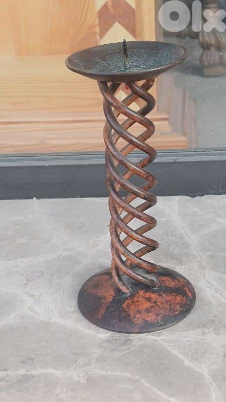 antique 6