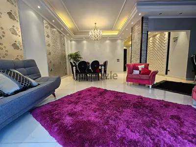 RA25-4029 Luxurious Apartment with Artistic Interiors in Sanayeh RA25-4029 Luxurious Apartment with Artistic Interiors in Sanayeh