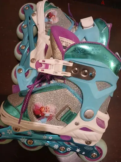 Inline rollers (Elsa and Anna)
