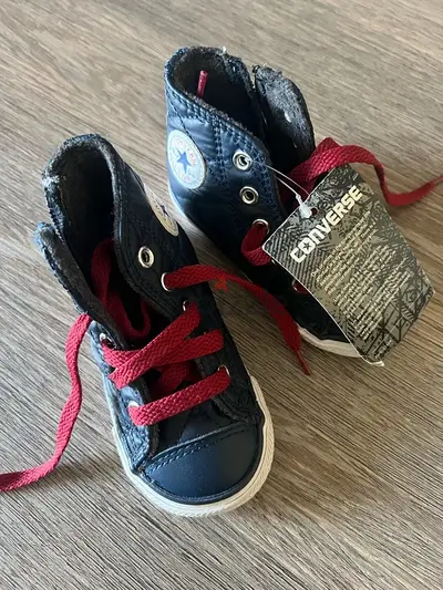 Converse for todler