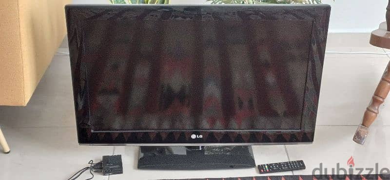 LG 32 in,with star sat receiver, 1