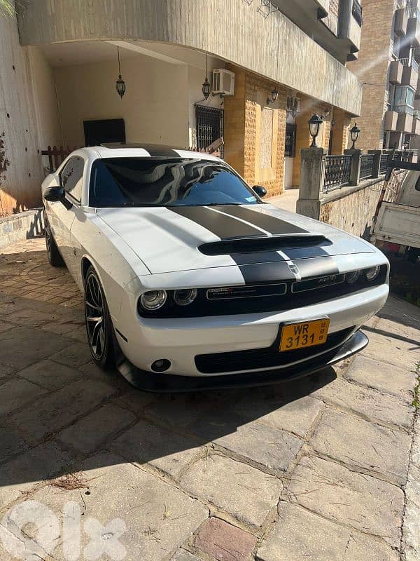 Dodge Challenger 2016 0
