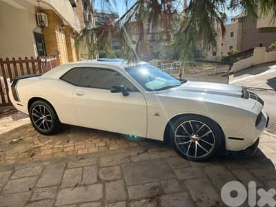 Dodge Challenger 2016