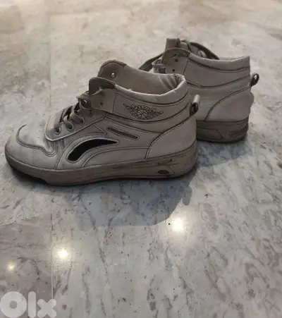 white shoes size 36