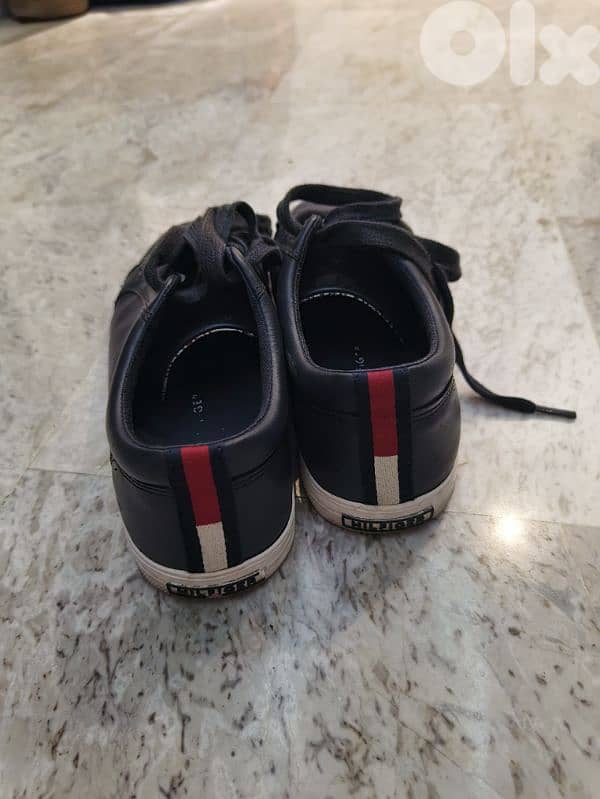 Hilfiger shoes size 40 2