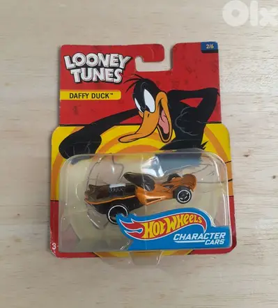 Looney Tunes (Daffy Duck) Hot Wheels diecast car model 1;64.