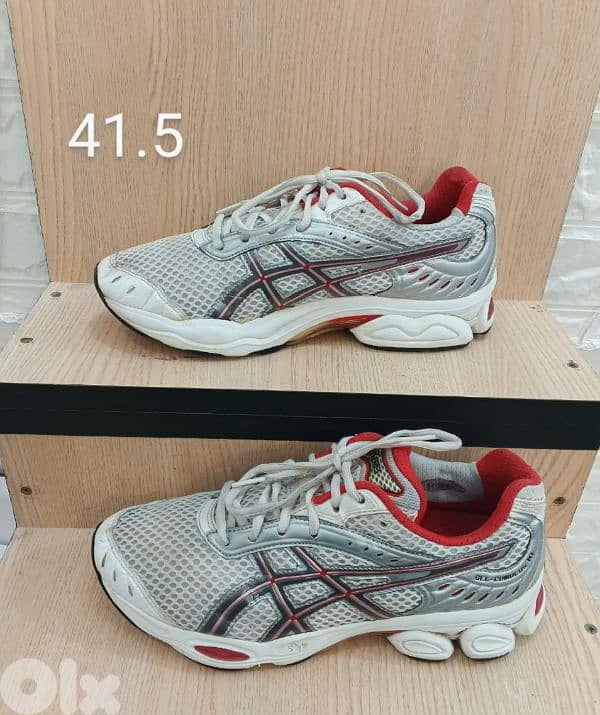 Asics shoes size 41.5 0