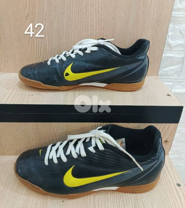 Nike shoes size 42 0