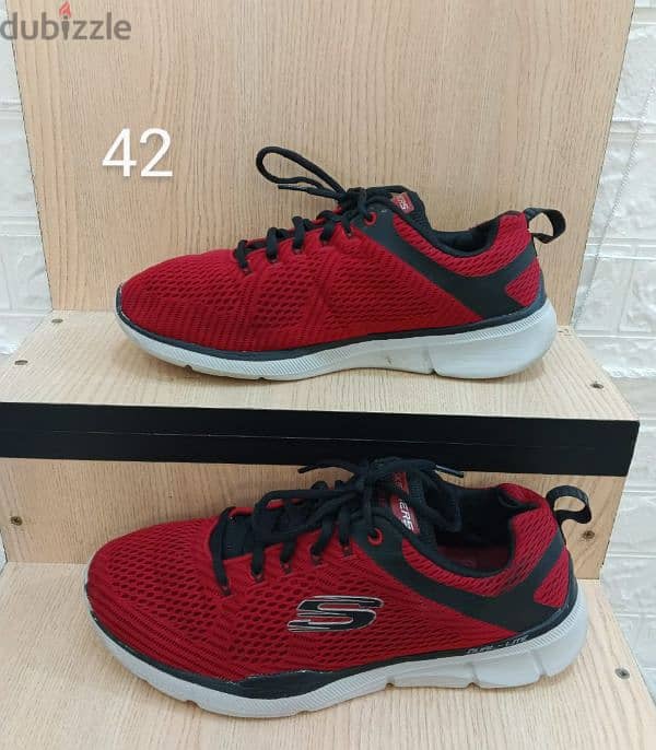 Skechers shoes size 42 0