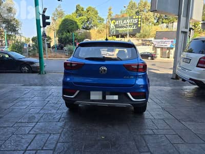 MG ZS EV Full Electric 2021 13000km only under warranty